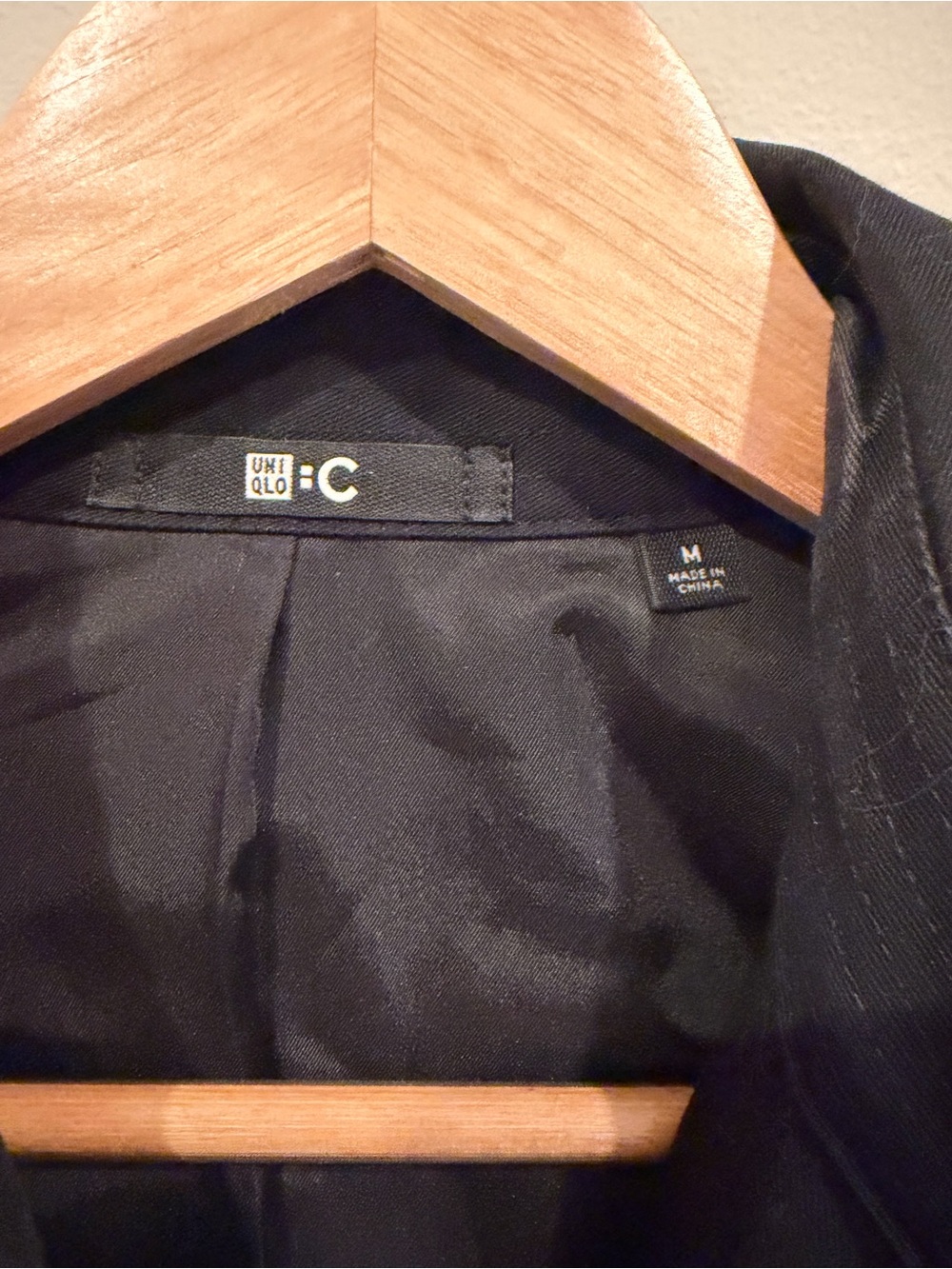 Uniqlo Black Double-Breasted Trench Coat with Belt - Picture 2 of 5